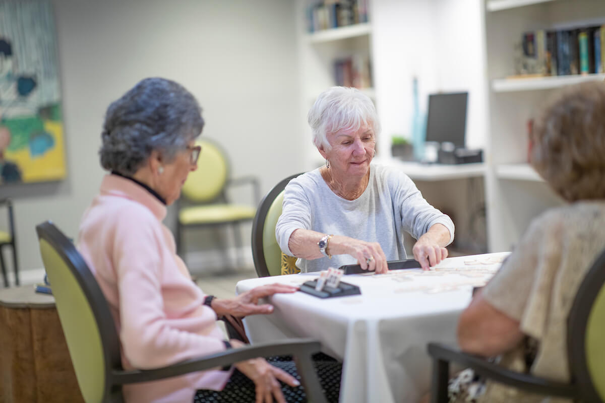 seniors in early stages of dementia